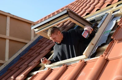 Pose de fenêtres de toit Velux à Guernes